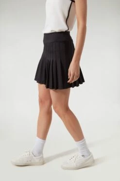 Black And White 15 Inch Williams Tennis Skirt -Outfit And Shoe Sales Store 2WBdbh3k65VOGWbKg0A5PM7p2bSTm493 1