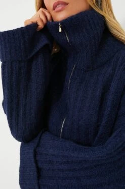 Navy Uma Poncho -Outfit And Shoe Sales Store 6P4JugHAQwGE1UE4G6Nju8ewcARFnm9N 1