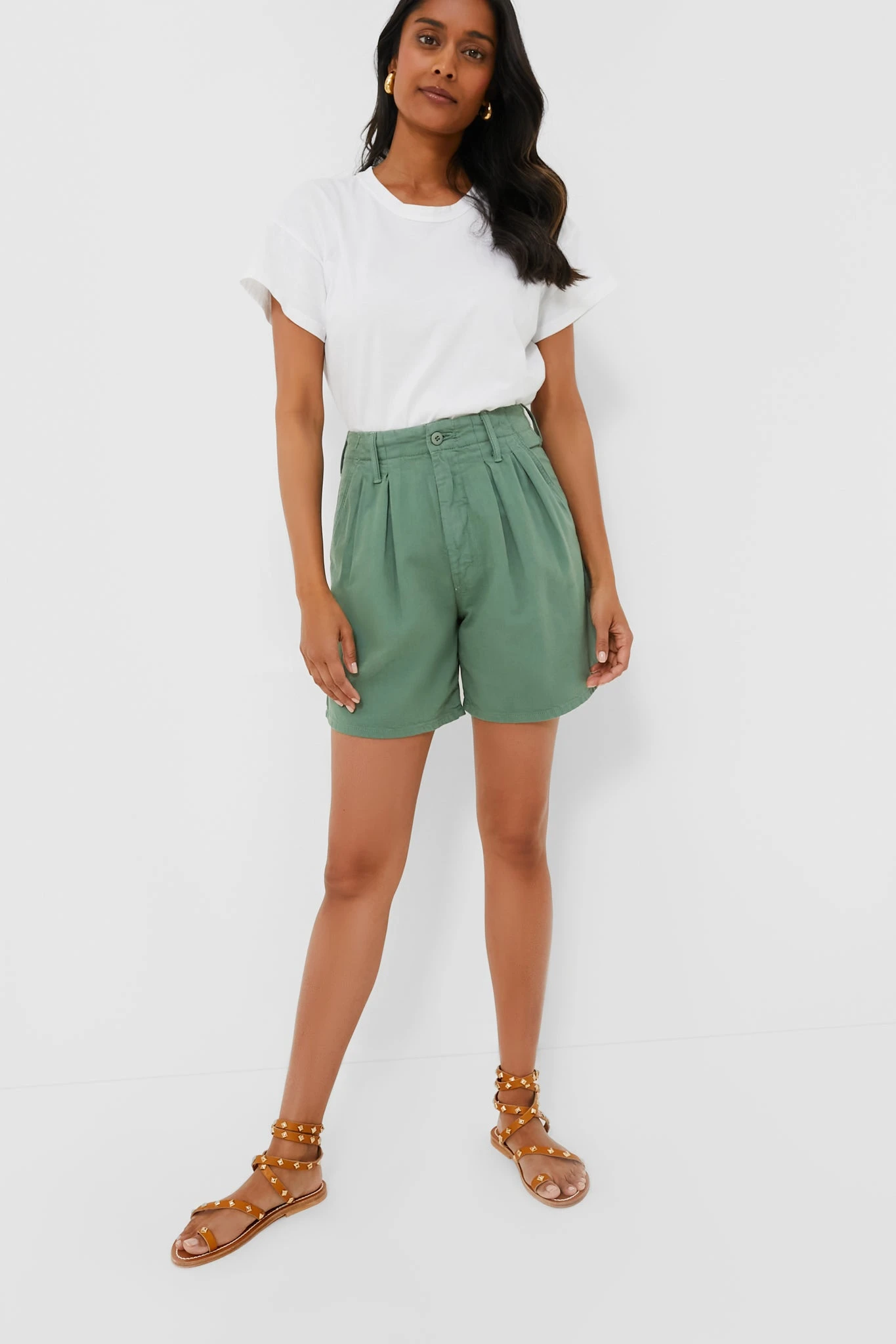 MOTHER Hedge Green The Pleated Chute Prep Short 6 MOTHER Hedge Green The Pleated Chute Prep Short - Image 6