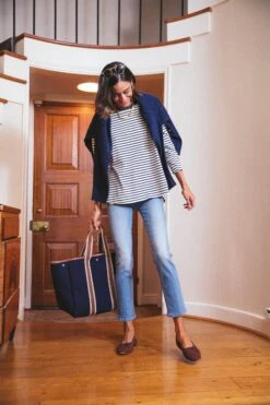 Navy Striped Knit Popover -Outfit And Shoe Sales Store BH1tTNmd4nS4CP8XMxF46ZCFLQRkrKc9 1