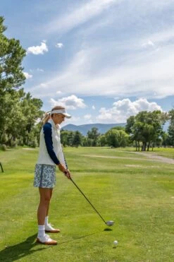 Light Blue Wildflower 16 Inch Karrie Golf Skirt 23 Light Blue Wildflower 16 Inch Karrie Golf Skirt -Outfit And Shoe Sales Store Gy5pDh6aOYrOlBzEIZdlQpozxpWjNd2i 1