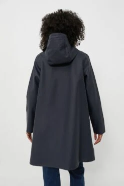 Stutterheim Navy Mosebacke Raincoat -Outfit And Shoe Sales Store JgXryFpHththNgG1S2pXbNUF27OaEIre 1