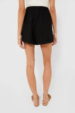 Black Nolan Shorts -Outfit And Shoe Sales Store KCB92zsPqwwsPGREd1q6YjksKSuFepNe 1