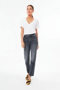 True White V Neck Tee -Outfit And Shoe Sales Store KQc0Eav0ezuBZAIOLPQUB1Kc2db2j7DA 1