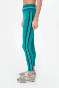Green Marle Seamless Midi Pant -Outfit And Shoe Sales Store KgbuZYqrcpmUm1isAl6mwZJVzYTBCmF7 1