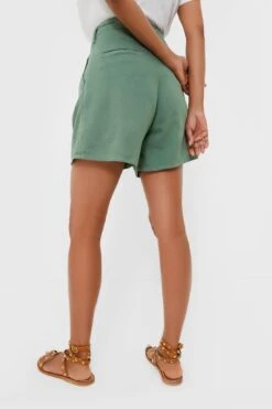 MOTHER Hedge Green The Pleated Chute Prep Short 9 MOTHER Hedge Green The Pleated Chute Prep Short -Outfit And Shoe Sales Store LbYcRjNzty7JWxTdxQAmN2Dp4WqbxyKT 1