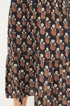 Nightly Daisy Salty Paloma Caftan -Outfit And Shoe Sales Store LllXIAYkykIIO3z1UuOBoajLG0KhZ0Oa 1