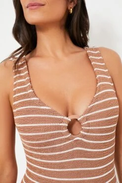 Metallic Cocoa And White Celine One Piece -Outfit And Shoe Sales Store QTsdPoD8ryUE76nmoILbaHmNS1NoxRlX 1