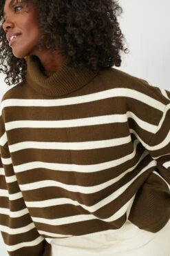 Military Olive And Ecru Striped Turtleneck Sweater -Outfit And Shoe Sales Store RJopY9Rlbi0lnusApKpz9syORpojNnH5 1
