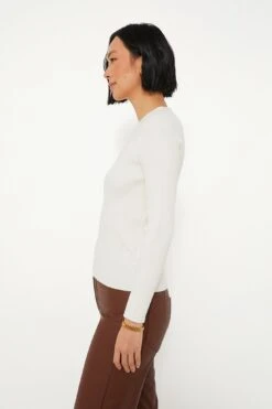 Winter White Alden Ribbed Crewneck -Outfit And Shoe Sales Store Rdq3tYdJLzJ9hrGHzHQo3trX0e4EiPhK 1