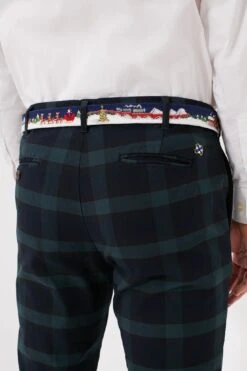 North Pole Needlepoint Belt -Outfit And Shoe Sales Store Yz15TsNbm92hBVcBNylLtRnNWxq2lILI 1