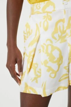 Poly Stretch Wide Leg Pleated Short -Outfit And Shoe Sales Store cvolrAQE8uhipvkou0ebnL2X8o2NQJt5 1