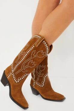 Loeffler Randall Cacao Suede With Silver Studs Wilder Boots -Outfit And Shoe Sales Store e3d7aRwLhURHxxZVCRwdyLt0JXbZ9HuM 1