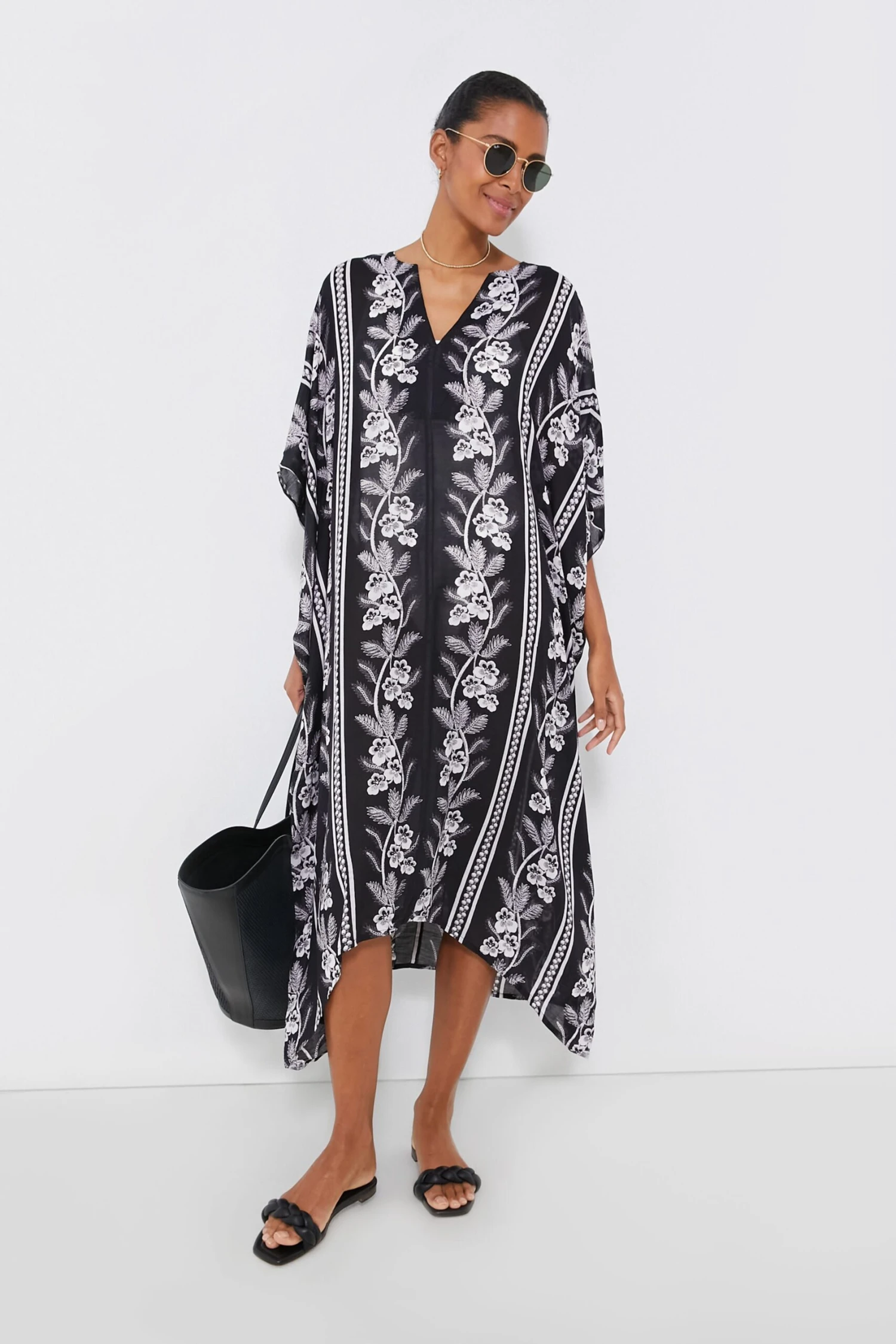 Noir Bloom Oversized Caftan 2 Noir Bloom Oversized Caftan - Image 2