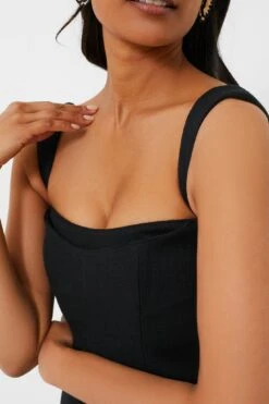 Black Simona Panelled Top -Outfit And Shoe Sales Store hyW3foJAb2duPSKqGeBdWV6a6wfHCfto 1