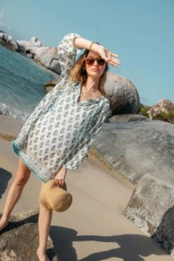 Dainty Hydrangea Bondi Coverup 15 Dainty Hydrangea Bondi Coverup -Outfit And Shoe Sales Store itq2Ynm1B5tvZKWyWlcvhzv1zq8IWtEN 1