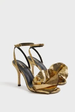 Gold Cracked Metallic Leather Penelope Sandals -Outfit And Shoe Sales Store mMWRe2Ks7F5BMEwRkeBPo9fEJS1LtMye 1