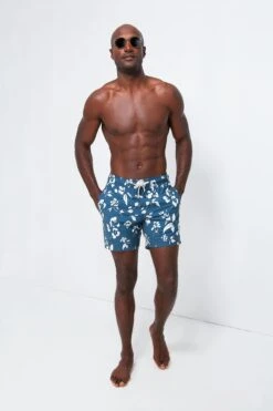 Navy Floral Bayberry Trunks 11 Navy Floral Bayberry Trunks -Outfit And Shoe Sales Store oMOZ1WYLhXro7vO1pn0ebFZhAxi0s3m4 1