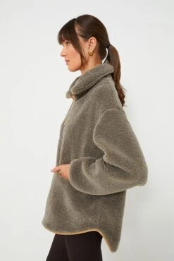 Olive Rhodes Shearling Quarter Zip -Outfit And Shoe Sales Store qGfpwZzXLFaSFUNum5szA2bOxBRERW97 1