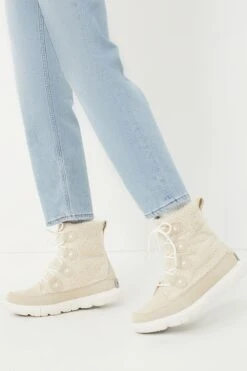 Sorel Beige Ceramic Salt Explorer Next Joan Cozy Boots -Outfit And Shoe Sales Store rLwUxHESfbN7zOvv1HaykWr1qGAzp5me 1
