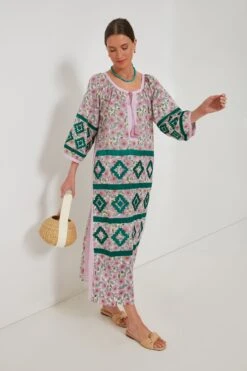 Pink And Green Manjur Kaftan -Outfit And Shoe Sales Store snvKOgged7zxZDfo0hhRbVT6EaX6RqFP 1