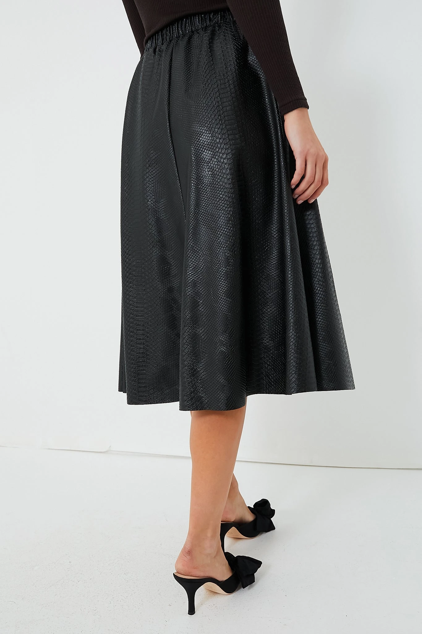 Black Vilma Vegan Leather Embossed Skirt 4 Black Vilma Vegan Leather Embossed Skirt - Image 4