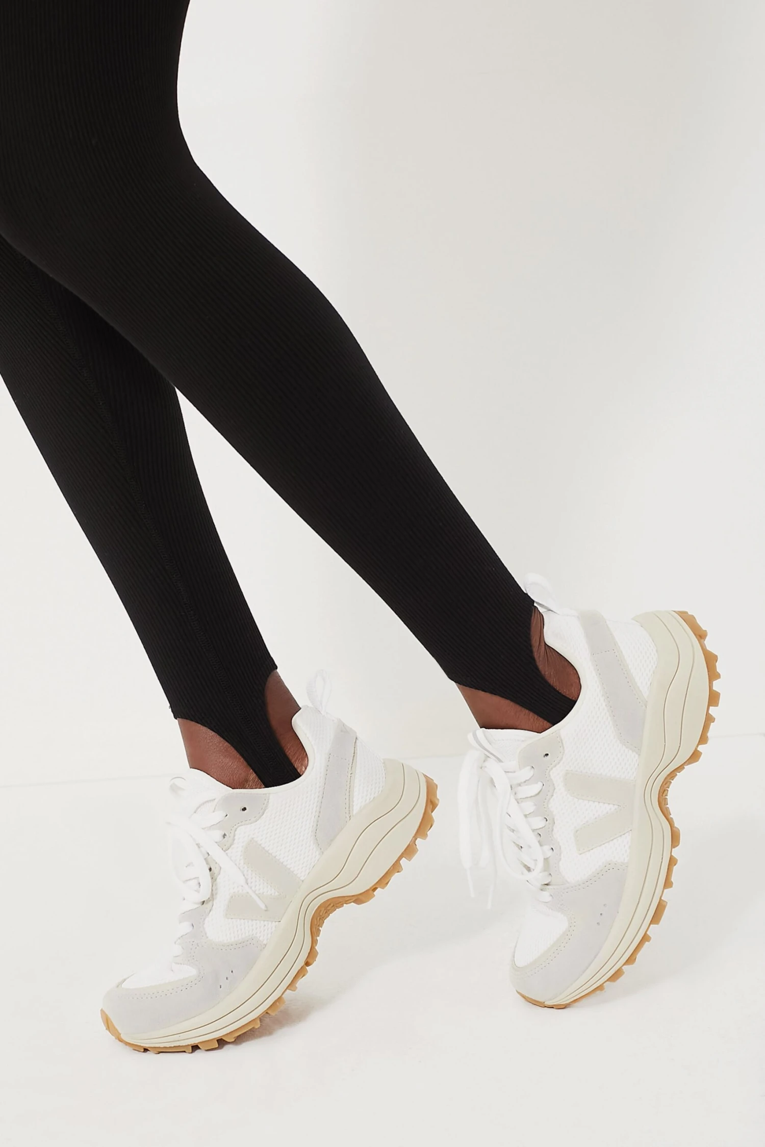 Veja White Pierre Natural Venturi Sneakers 2 Veja White Pierre Natural Venturi Sneakers - Image 2